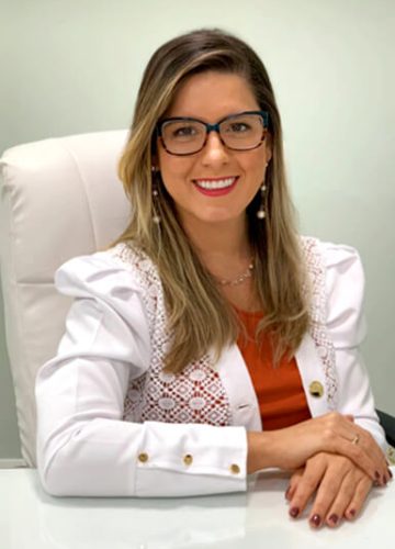 Dra. Camila Curado Santos